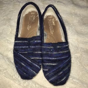 TOMS navy blue wool faux fur lined slip on shoes